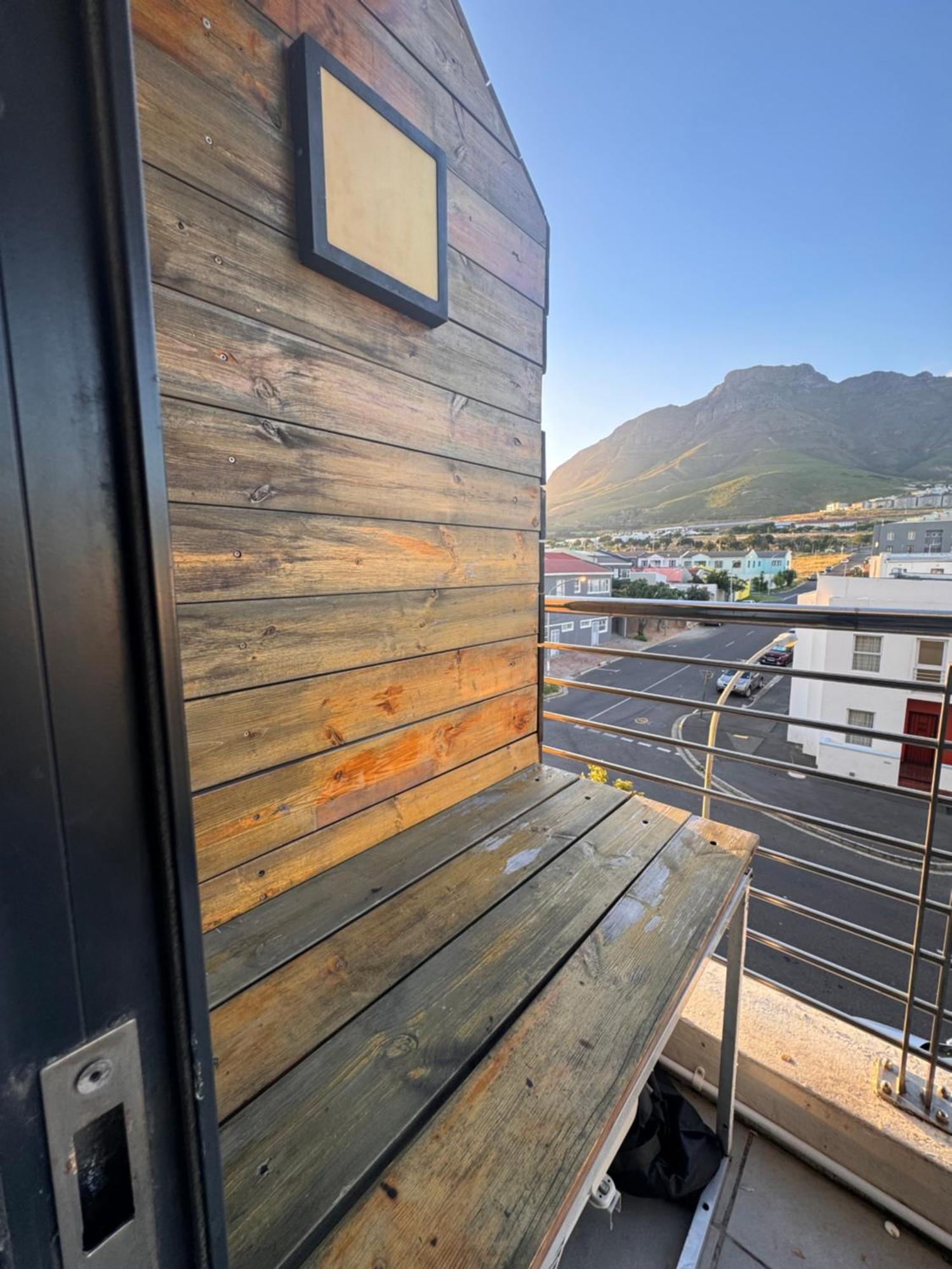 Luxury With Table Mountain View *